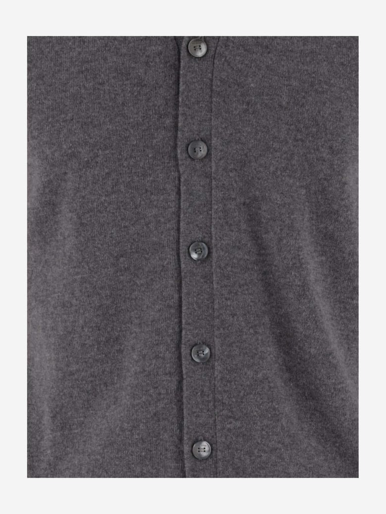 cashmere gilet by Selfnex