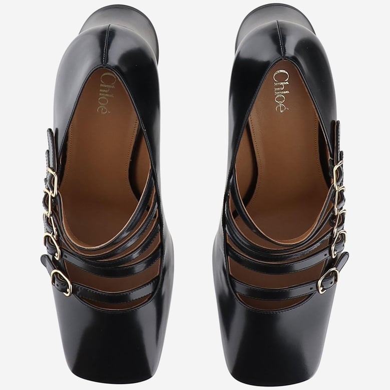 chloé janis shiny leather pumps by Selfnex