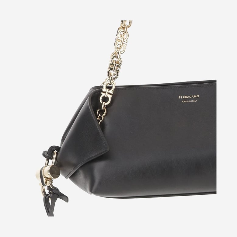 leather shoulder bag by Selfnex