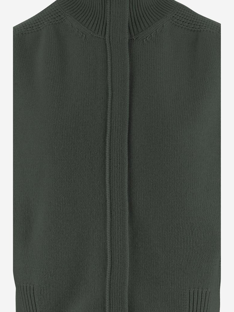 cashmere sleeveless sweater by Selfnex