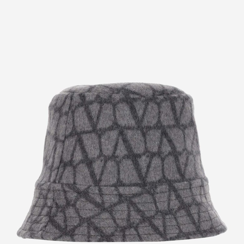 toile iconographe bucket hat by Selfnex