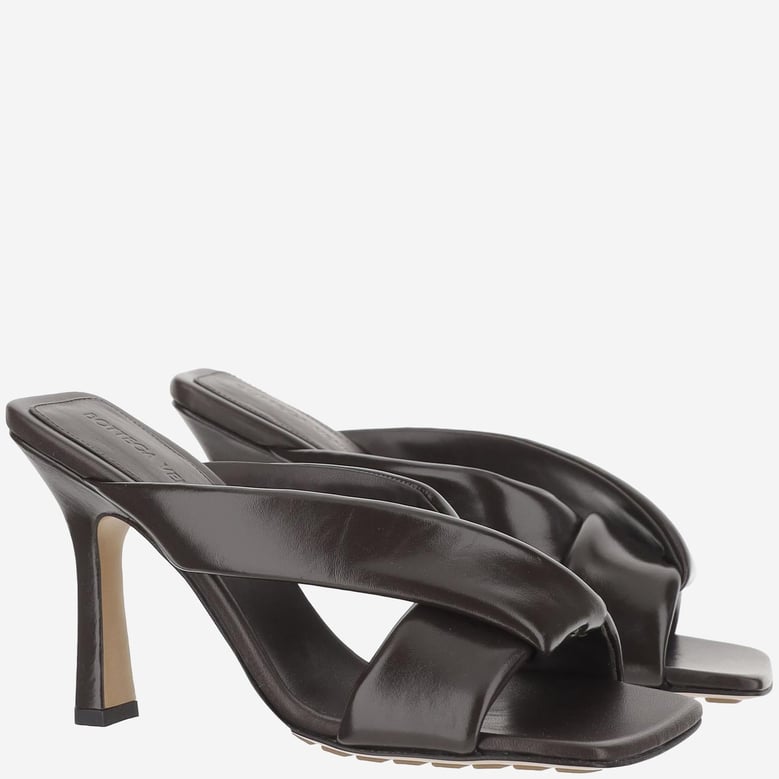 riva sandals in shiny leather by Selfnex