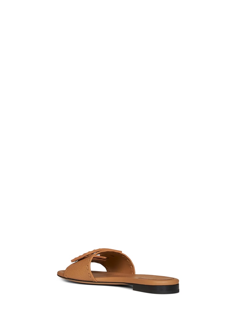 leather slides baguette camel by Selfnex