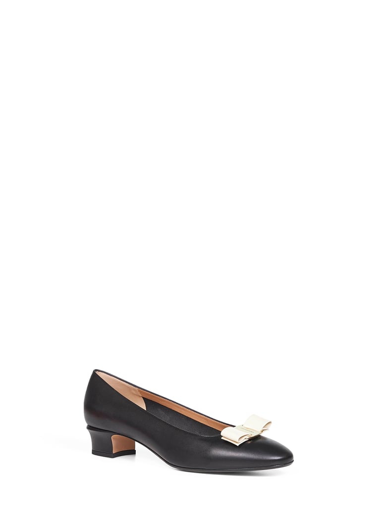 black and mascarpone leather vara bow pumps by Selfnex