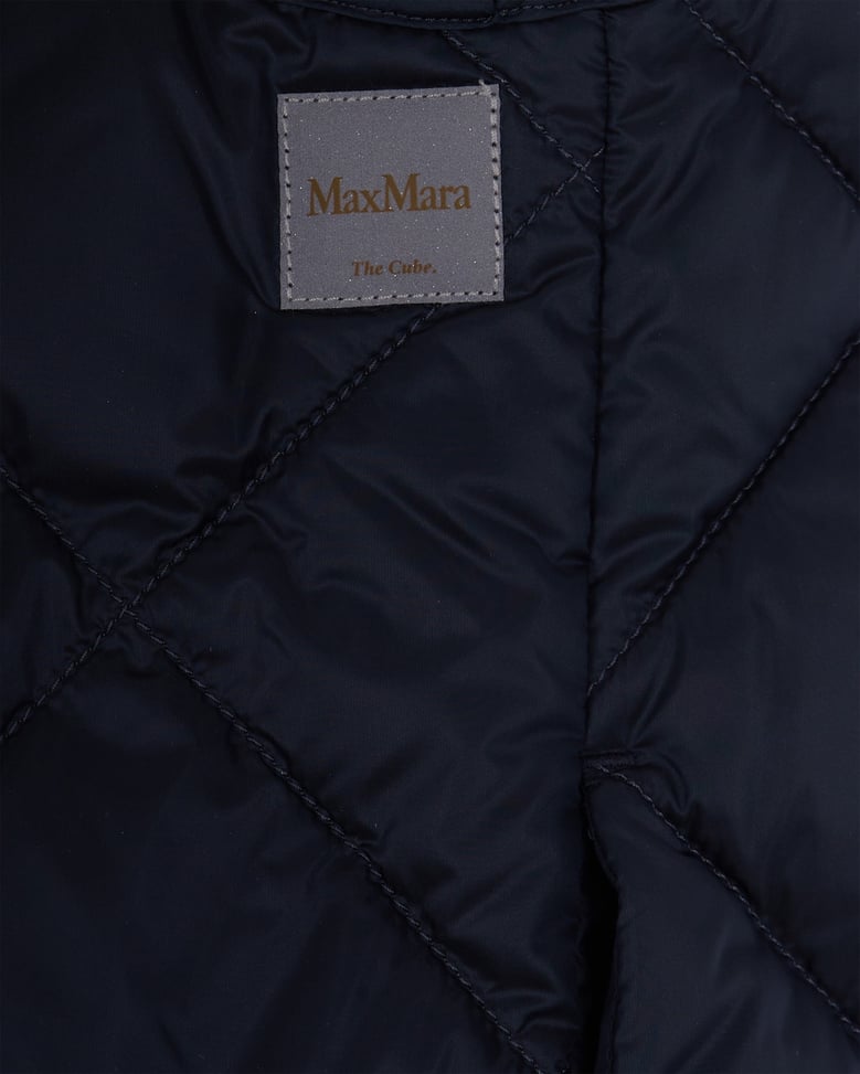 quilted gilet midnight blue by Selfnex